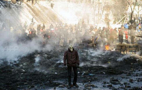 Hình ảnh bạo loạn kinh hoàng ở Ukraina - ảnh 12