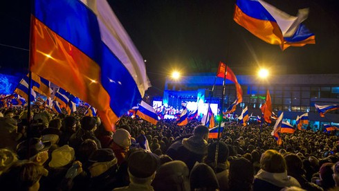 Mỹ - EU áp đặt lệnh cấm vận chống Nga vì Crimea - ảnh 1