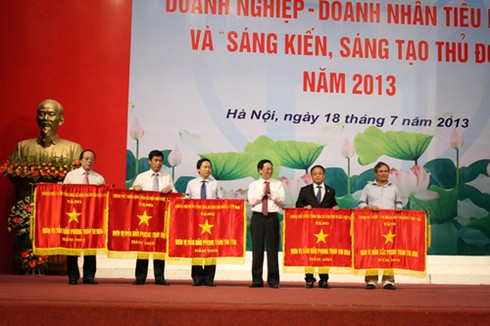 Eurowindow được nhận cờ thi đua của Thủ tướng Chính phủ - ảnh 1