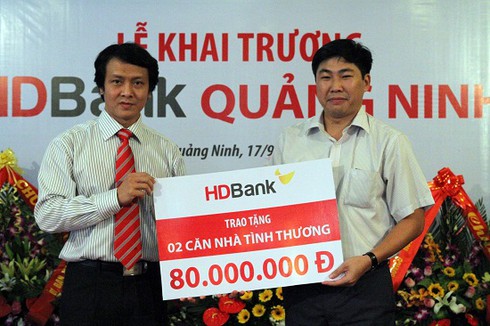 HDBank khai trương chi nhánh đầu tiên tại Quảng Ninh - ảnh 2