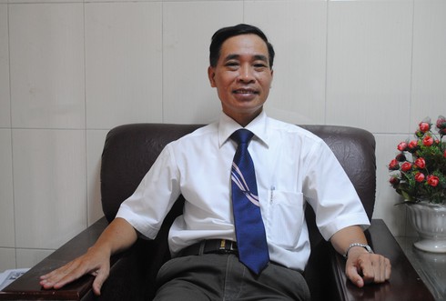 Chuyên gia ngôn ngữ