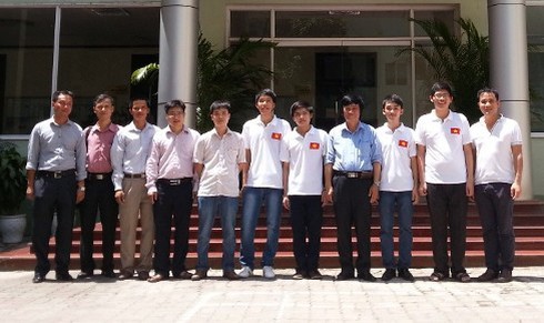 Việt Nam đoạt 4 huy chương Olympic tin học quốc tế 2014 - ảnh 1