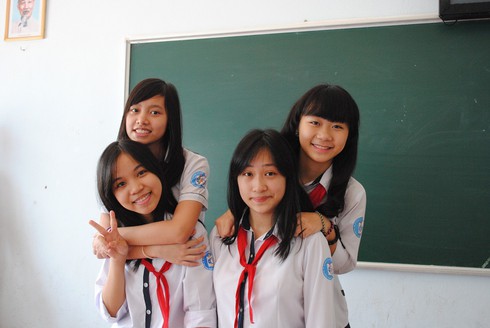 Ngắm nữ sinh trường Đoàn Thị Điểm rạng rỡ ngày khai giảng - ảnh 14