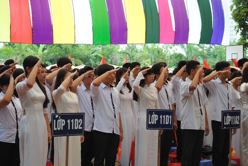 Ngắm nữ sinh trường Đoàn Thị Điểm rạng rỡ ngày khai giảng - ảnh 16
