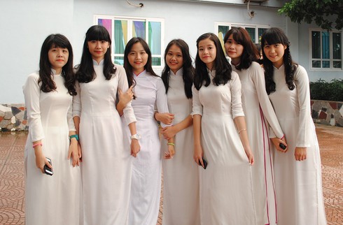 Ngắm nữ sinh trường Đoàn Thị Điểm rạng rỡ ngày khai giảng - ảnh 4