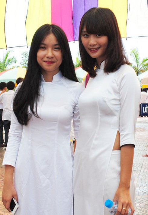 Ngắm nữ sinh trường Đoàn Thị Điểm rạng rỡ ngày khai giảng - ảnh 6