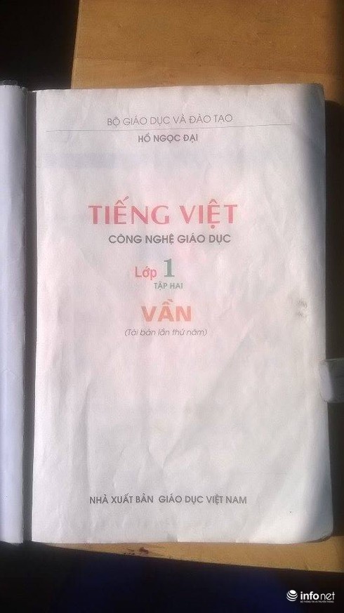 Bài thơ trong sách Tiếng Việt lớp 1 gây nhiều tranh cãi - ảnh 4