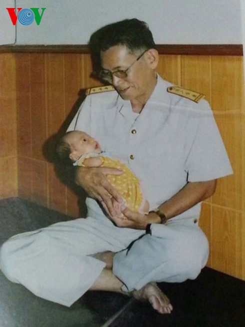 Cô bé không chân tay của Việt Nam - ảnh 2