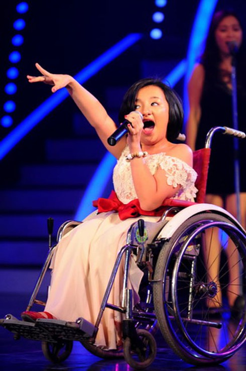 Búp bê xương thủy tinh đồng hành cùng Unicef vì trẻ khuyết tật - ảnh 2