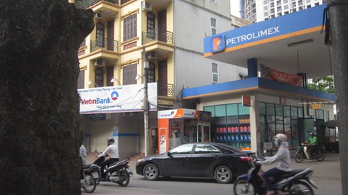 Hà Nội: Vô số trạm xăng vi phạm hành lang an toàn - ảnh 4