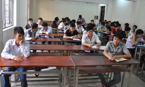 Điểm chuẩn dự kiến nhiều trường đại học - ảnh 1