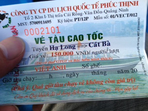 Cô Tô: Tàu bỏ chuyến bất thường, hơn 100 du khách bị bỏ rơi - ảnh 1