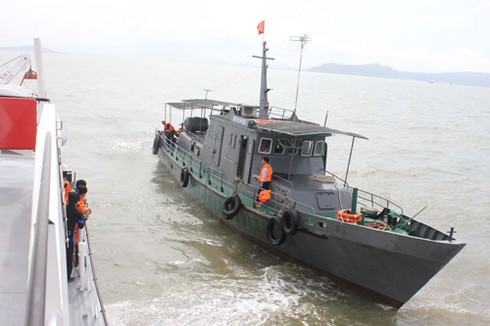 Vụ chìm tàu khách: Tìm thêm được 1 thi thể nạn nhân - ảnh 7