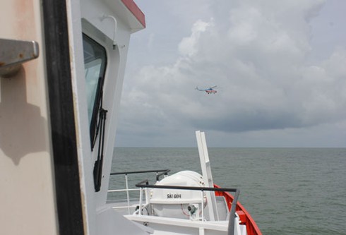 Vụ chìm tàu khách: Tìm thêm được 1 thi thể nạn nhân - ảnh 5