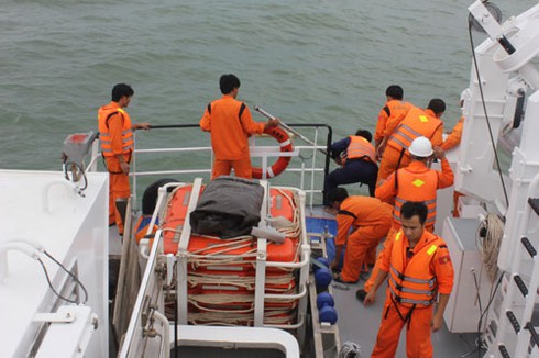Vụ chìm tàu khách: Tìm thêm được 1 thi thể nạn nhân - ảnh 2