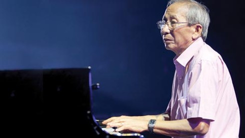 Nhạc sĩ Nguyễn Ánh 9 bất ngờ tuyên bố giải nghệ - ảnh 1