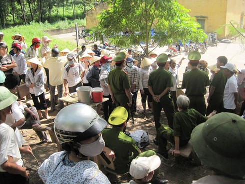 Vụ chôn thuốc BVTV: Tổng cục Môi trường vào cuộc - ảnh 1