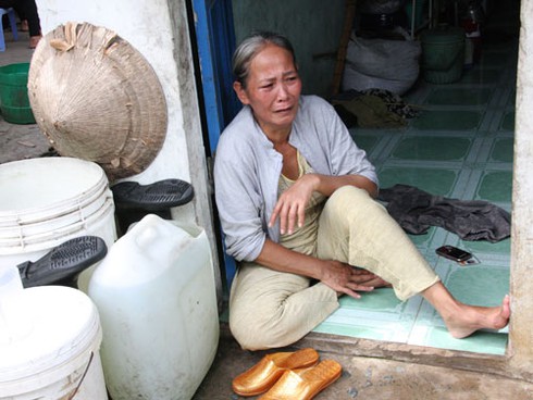 Vụ tàu cá bị đâm: Tang thương xóm trọ - ảnh 1