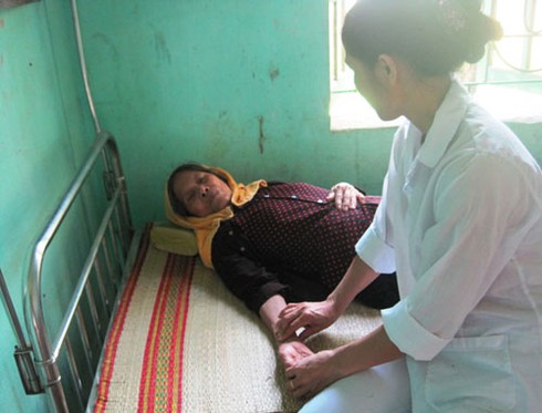 Vụ chôn thuốc BVTV: Bệnh viện K tư vấn khám sức khoẻ cho dân - ảnh 4