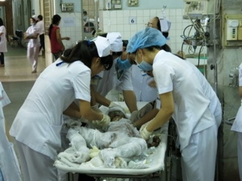 Điều tra về vụ nổ bình gas khiến ba mẹ con tử vong - ảnh 1