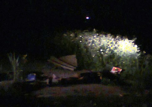 Phát hiện nam thanh niên chết bên cánh đồng - ảnh 1