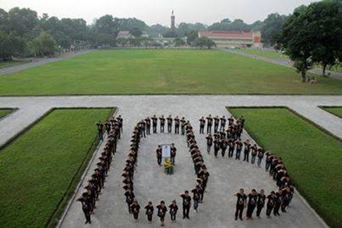 Chùm ảnh đẹp người dân tiễn Đại tướng trên mạng xã hội - ảnh 4