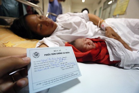 Ngắm công dân thứ 90 triệu của Việt Nam - ảnh 2