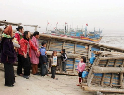 Về làng có 142 góa phụ: Tang thương đất biển - ảnh 1