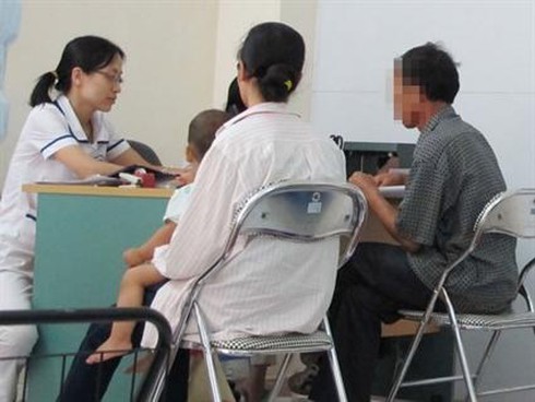 Bồ đẻ con trai, xét nghiệm ADN lại là con gái - ảnh 1