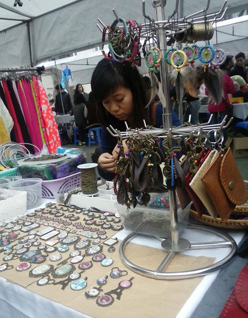 Lễ hội đường phố: Học sinh trổ tài với đồ handmade - ảnh 9