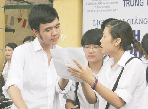 Thi tốt nghiệp THPT 2014: Nên gọn trong 2 ngày - ảnh 1
