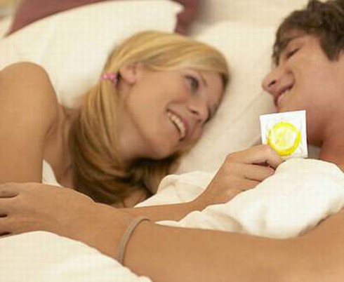 Không quan hệ tình dục thực sự vẫn lây những bệnh nào? - ảnh 1