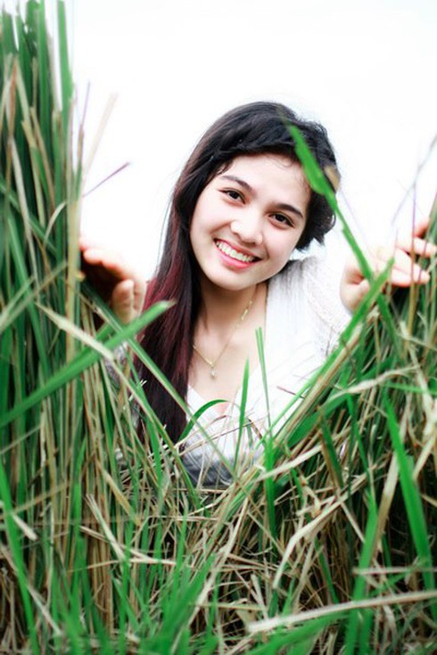 Ngắm nữ sinh 9X đại diện cho hình ảnh Festival Huế 2014 - ảnh 5