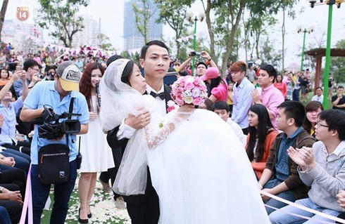 Cô gái suy thận rơi nước mắt trong lễ cưới cổ tích - ảnh 5