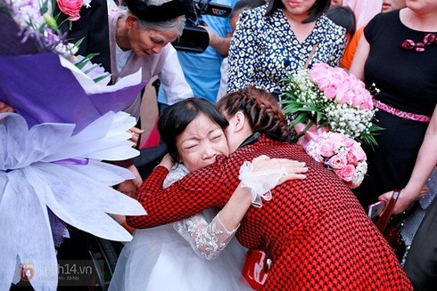 Cô gái suy thận rơi nước mắt trong lễ cưới cổ tích - ảnh 3