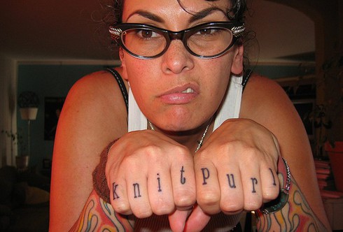 Ngộ nghĩnh hình xăm ngón tay của giới trẻ - ảnh 1