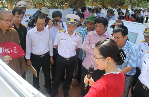 Triển lãm 120 tư liệu quý hiếm về chủ quyền biển đảo tại Trường Sa - ảnh 10