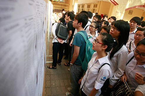 Sáng nay, hơn 900.000 sĩ tử xem số báo danh thi tốt nghiệp - ảnh 1
