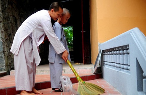 Lên chùa để học yêu thương: 5 điều phụ huynh đừng quên - ảnh 1