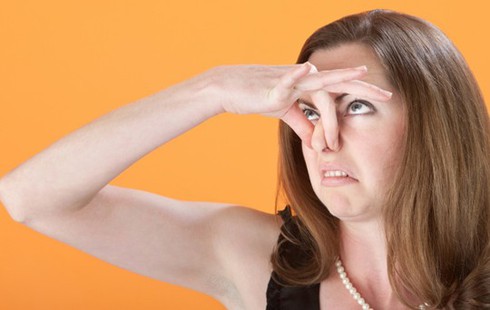 Vì sao “cậu bé” bốc mùi khó chịu khủng khiếp? - ảnh 1