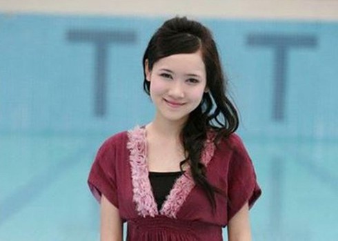 Á khôi làm cô giáo luyện chữ đẹp - ảnh 1