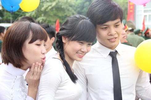 Nữ sinh Học viện Quân y rạng ngời ngày khai giảng - ảnh 3