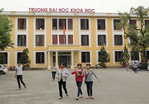 Nghi vấn nam sinh bị tâm thần đâm vật nhọn vào vùng kín nữ sinh - ảnh 1