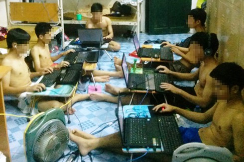 Ký túc xá lúc 0h: Ngủ ngày cày game đêm - ảnh 2