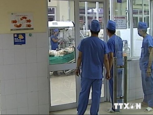 Người duy nhất sống sót vụ trực thăng rơi đã nói chuyện được - ảnh 1