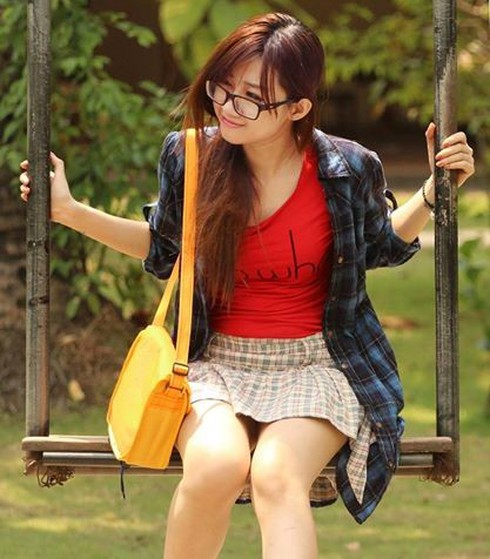 Tiết lộ về cuộc sống của 9X xinh đẹp cạo trọc đầu - ảnh 3