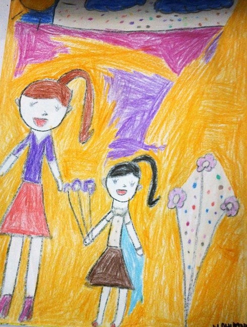 Khám phá những tác phẩm tranh vẽ thú vị của các em lớp 1, chắc chắn bạn sẽ được ngạc nhiên bởi sự sáng tạo không giới hạn của các bé. Xem ảnh và cùng tiếp tục khám phá thế giới tưởng tượng đầy màu sắc của các em nhé!