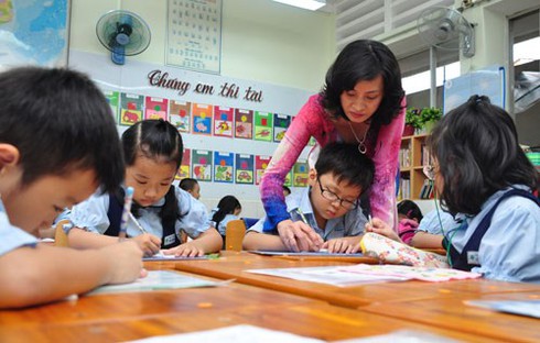 Xem xét cho thôi việc giáo viên vi phạm dạy thêm lần 3 - ảnh 1