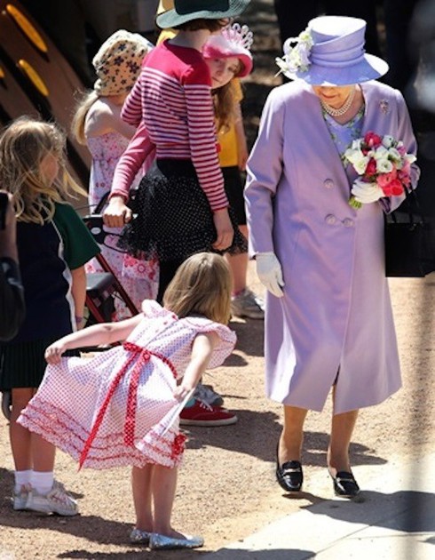 'Học ăn, học nói' với giáo trình của Hoàng gia Anh - ảnh 1