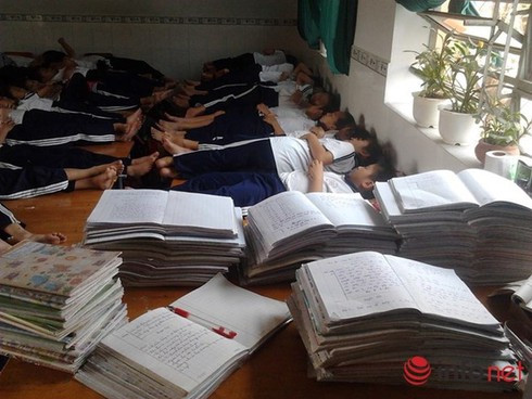 Thông tư 30: Sao không cho giáo viên sử dụng CNTT? - ảnh 2